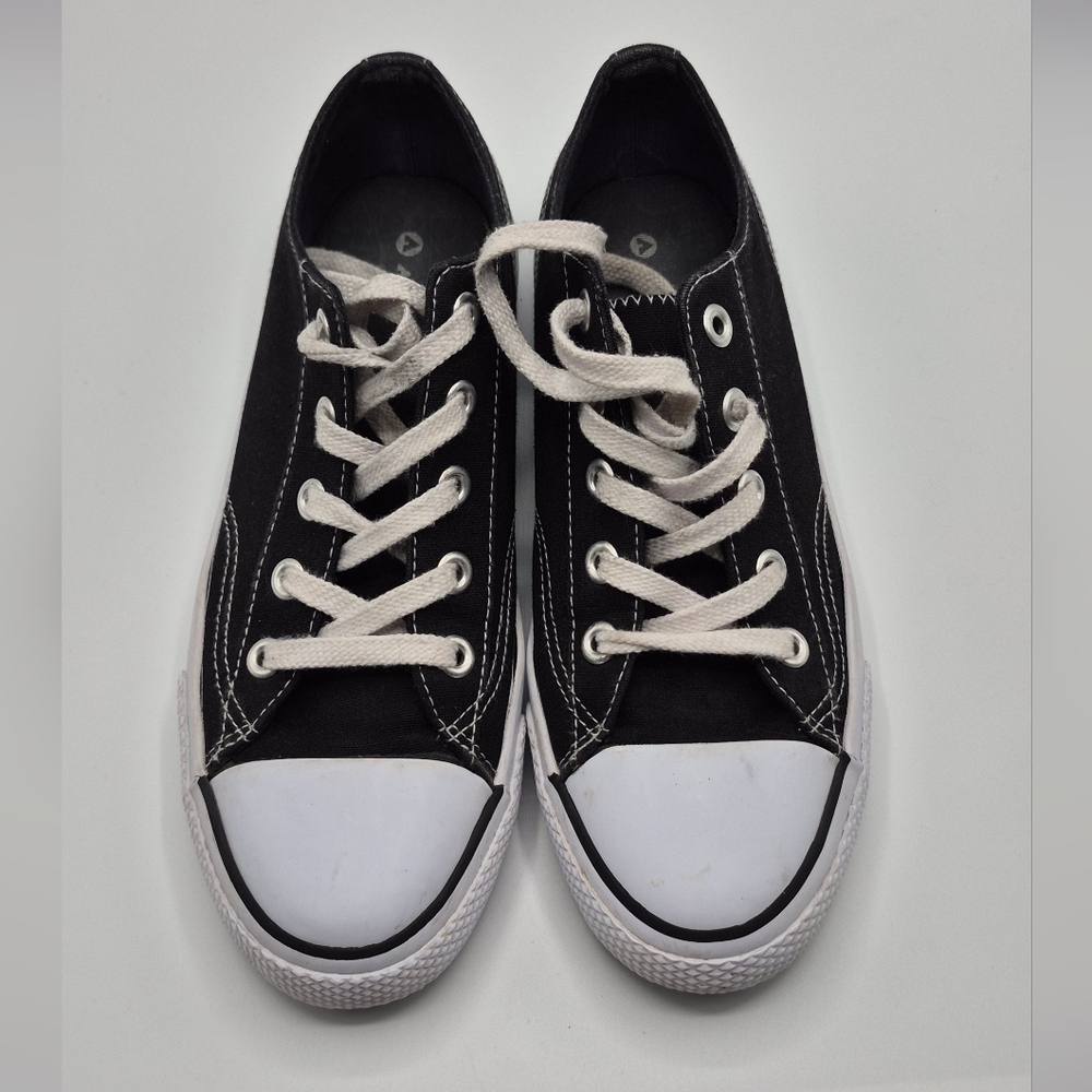 Airwalk Black Canvas Low-Top Sneakers with White Details